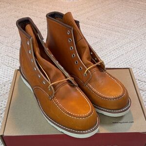 Red Wing 875 Moc-Toe size 10D